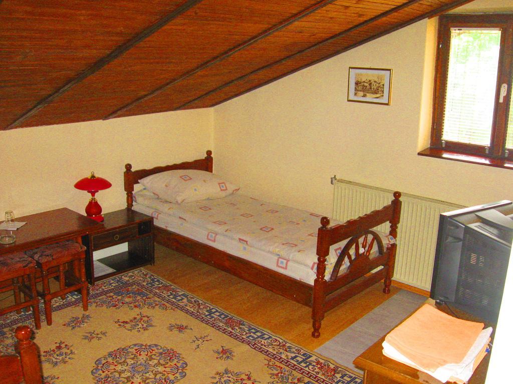 Amfora Rooms Caribrod ディミトロヴグラード 部屋 写真