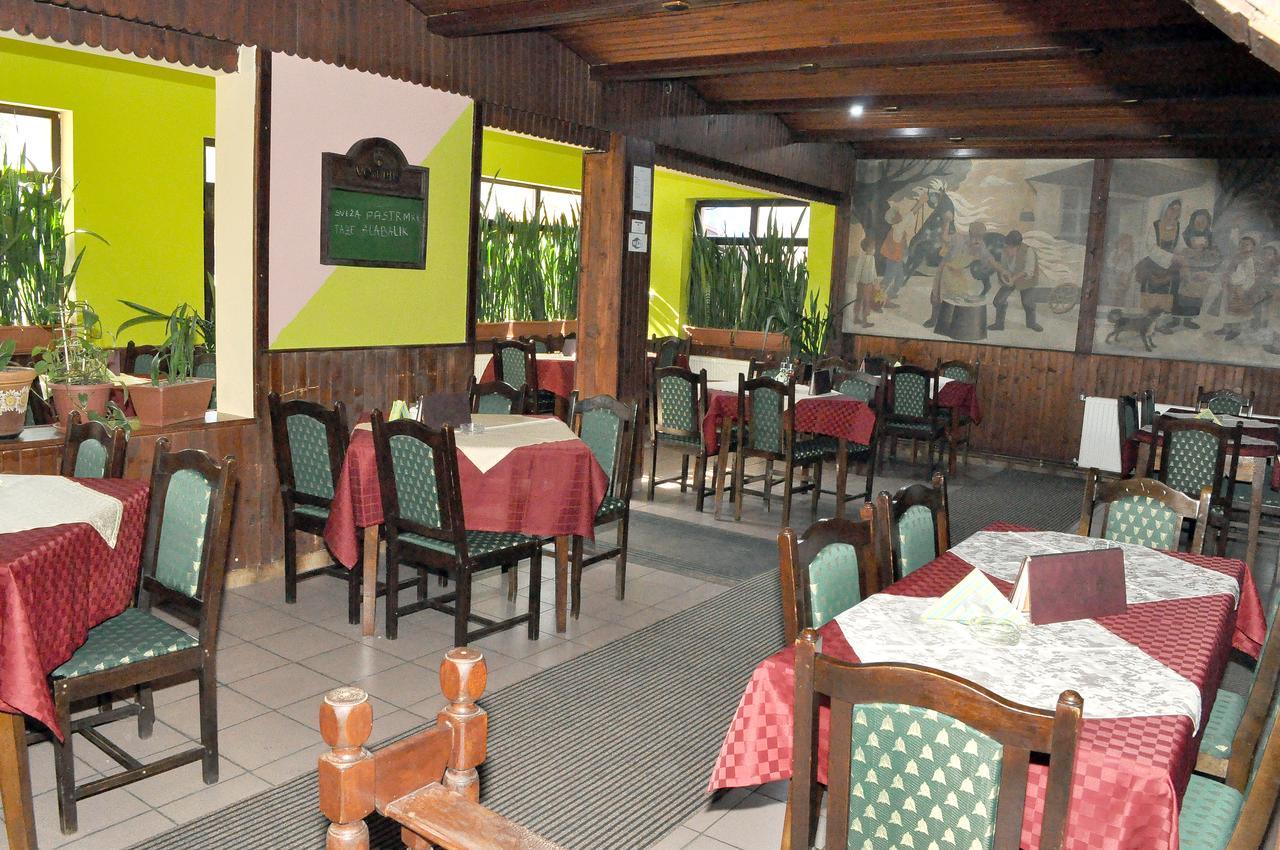 Amfora Rooms Caribrod ディミトロヴグラード エクステリア 写真